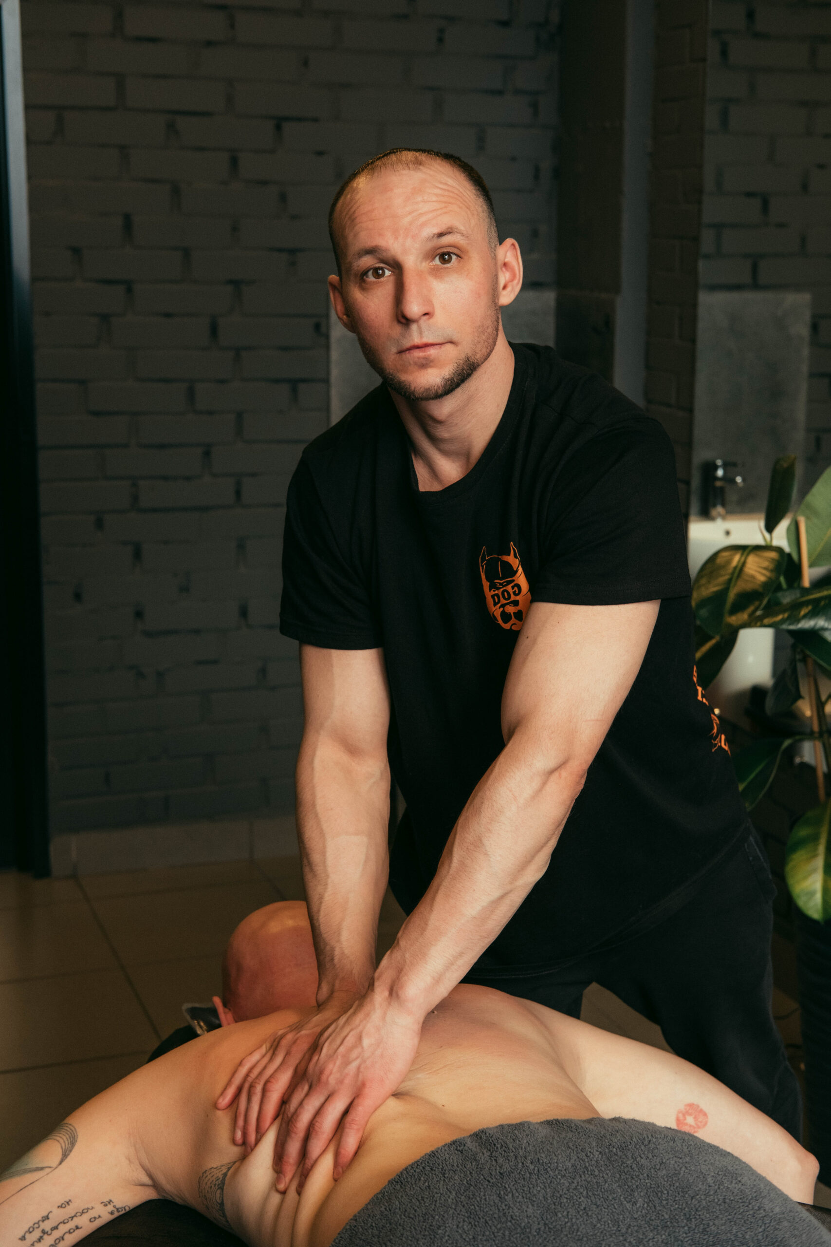 Олександр Усатюк, Sport Club DOG
